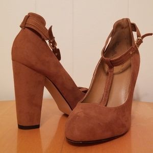 Attention brand heels (size 10)
